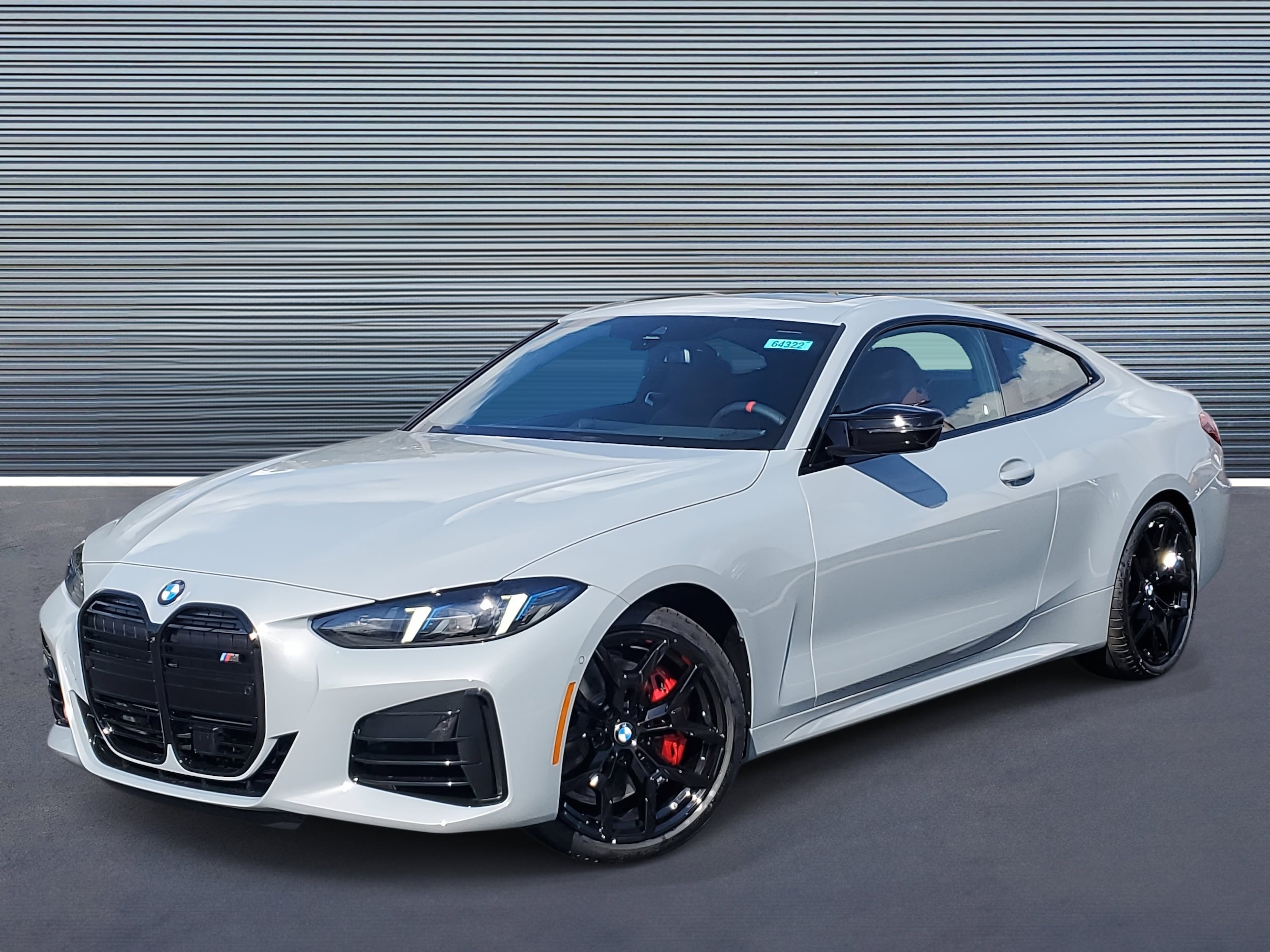 2026 BMW 4 Series M440i's photo