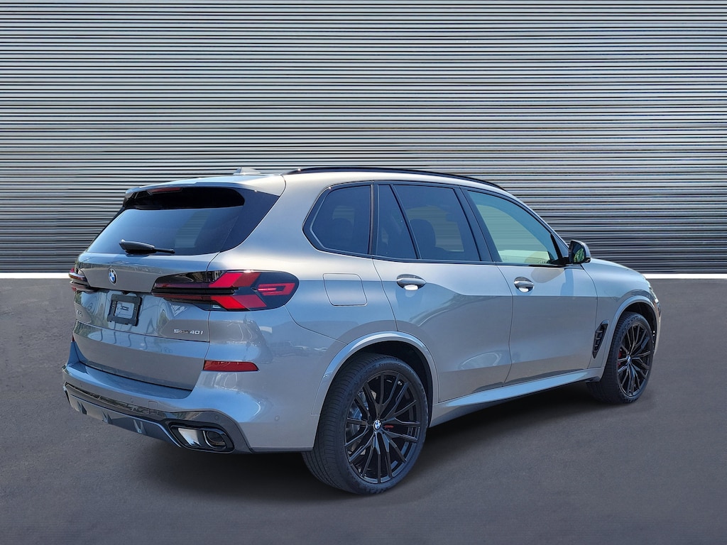 New 2026 BMW X5 sDrive40i SUV