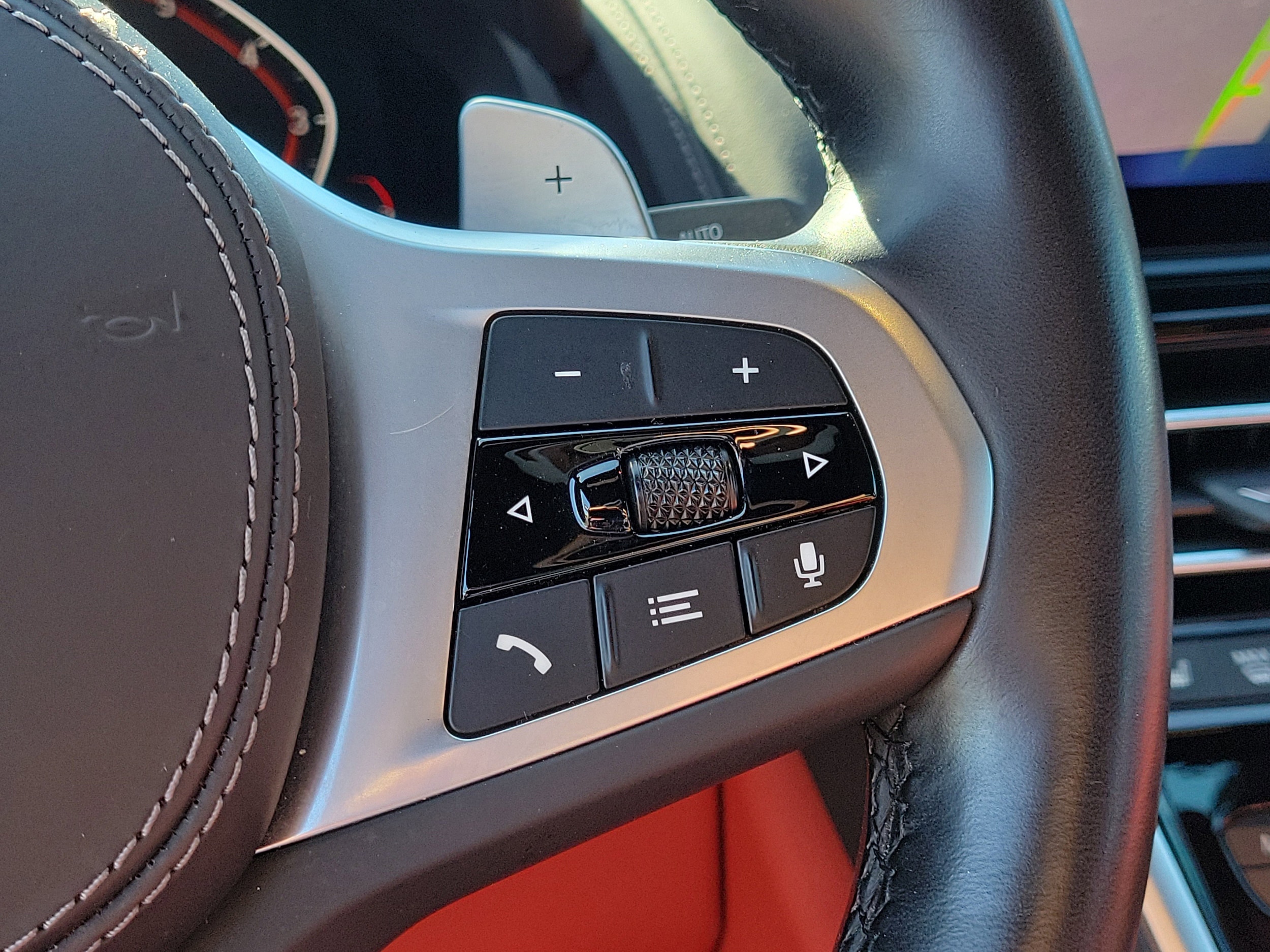 2023 BMW 8 Series 840i - Photo 33