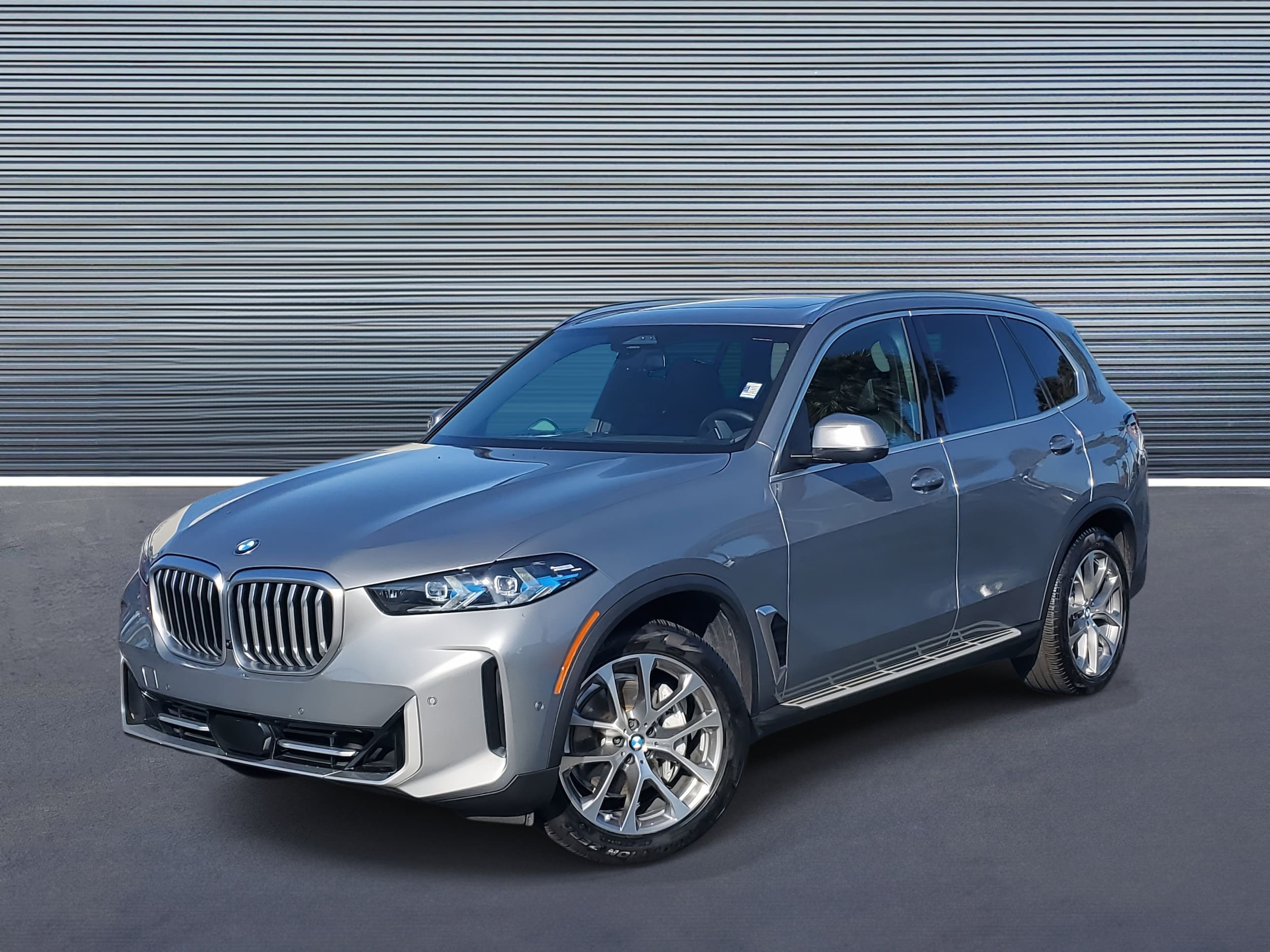 2025 BMW X5 40i's photo