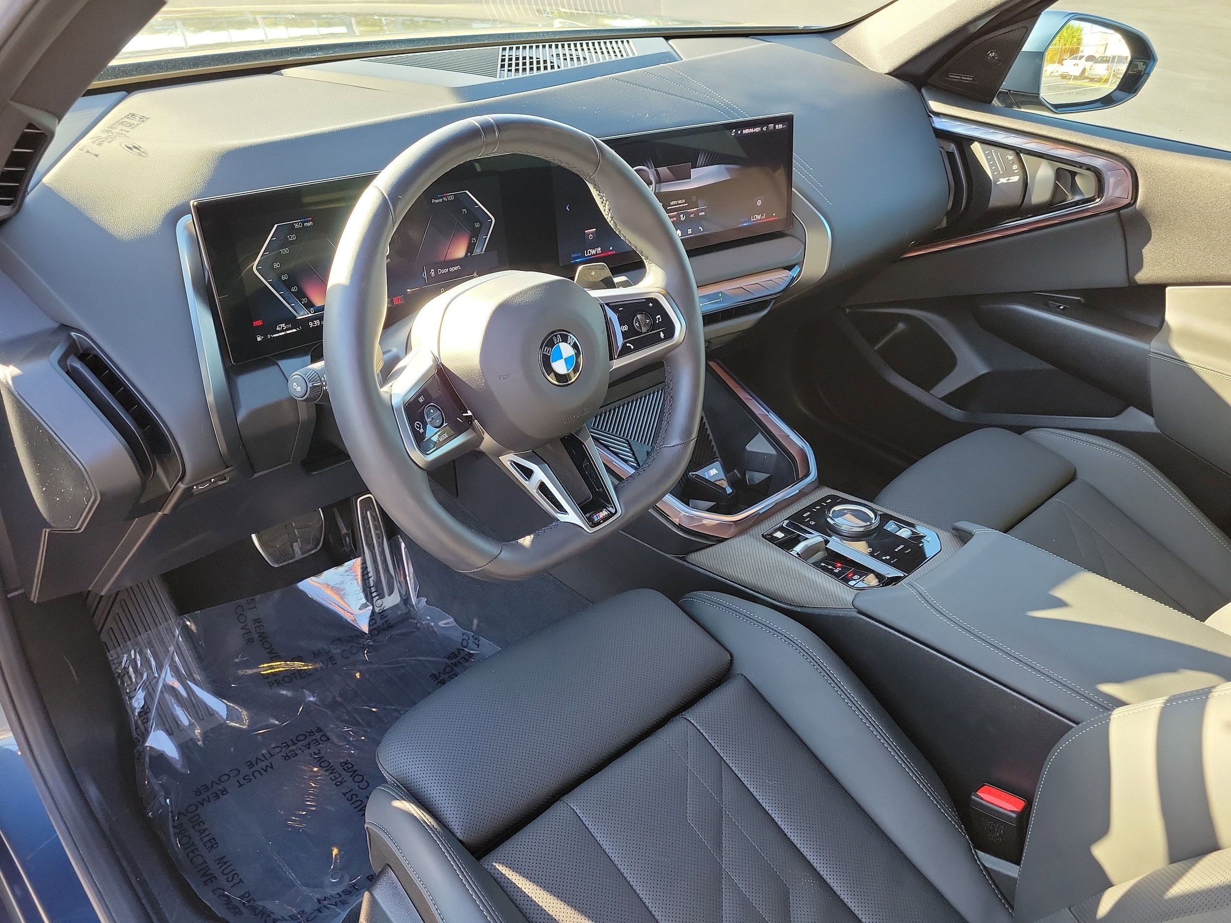 2025 BMW X3 30 - Photo 24
