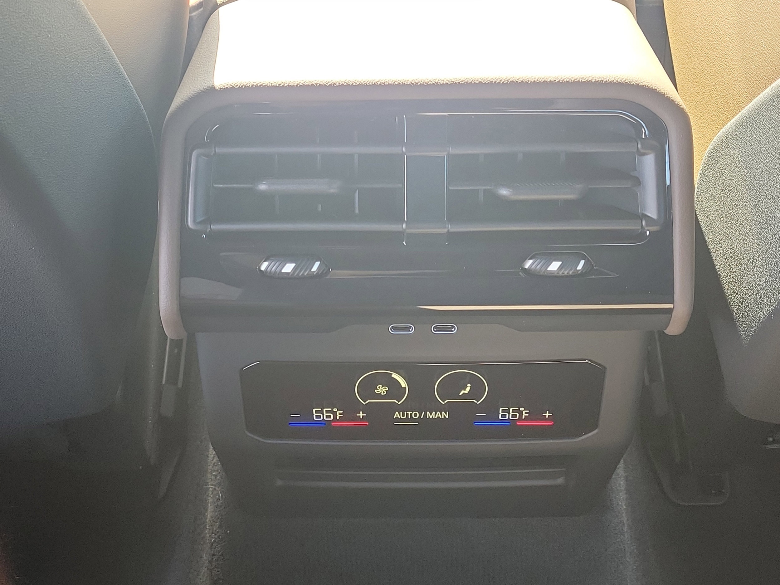 2026 BMW 5 Series 530i - Photo 12