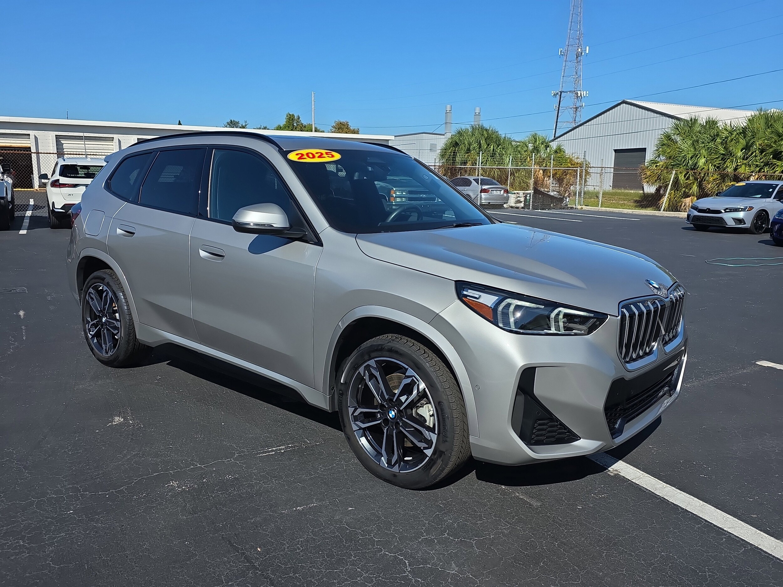 2025 Bmw X1 XDrive28i photo 2