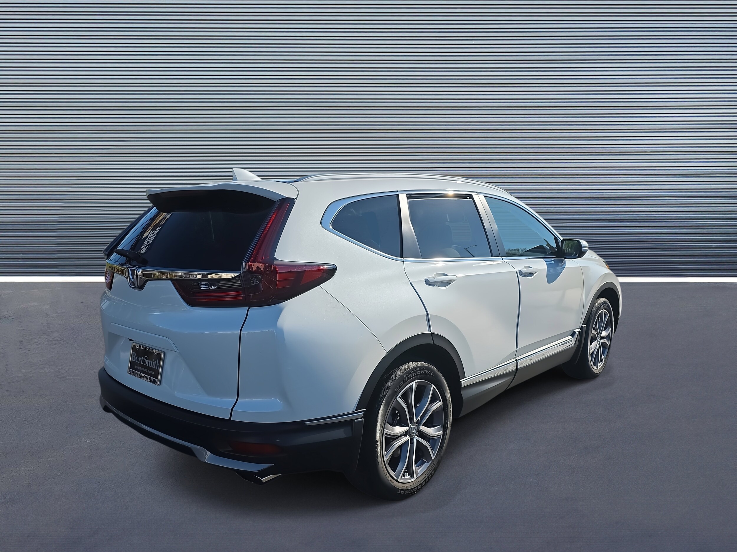 2022 Honda CR-V Touring photo 3