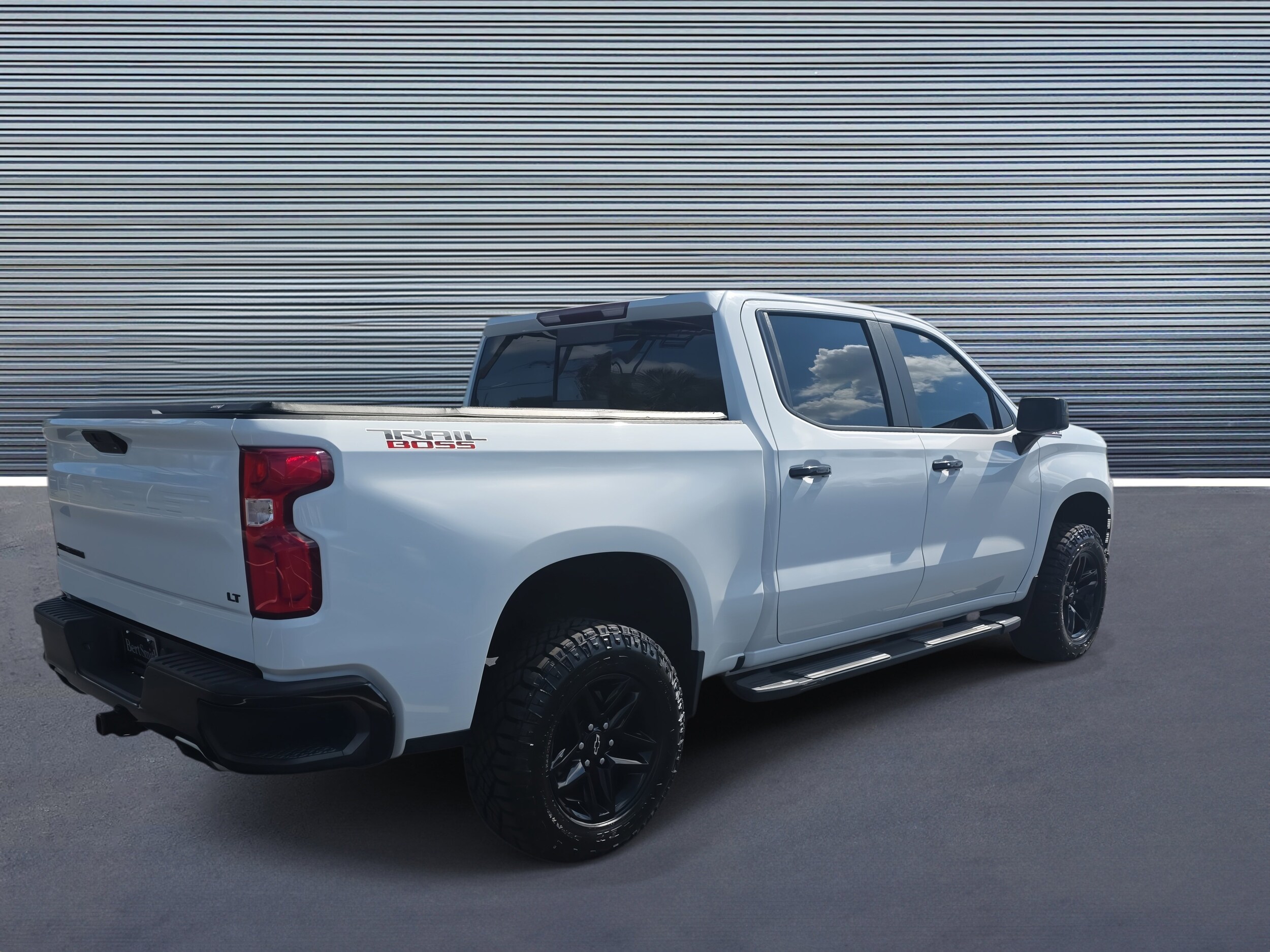 2020 Chevrolet Silverado 1500 LT Trail Boss photo 3