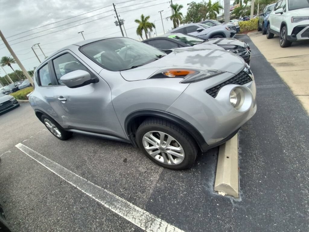 Used 2015 Nissan Juke S SUV