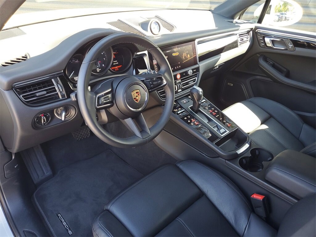 Certified 2025 Porsche Macan SUV