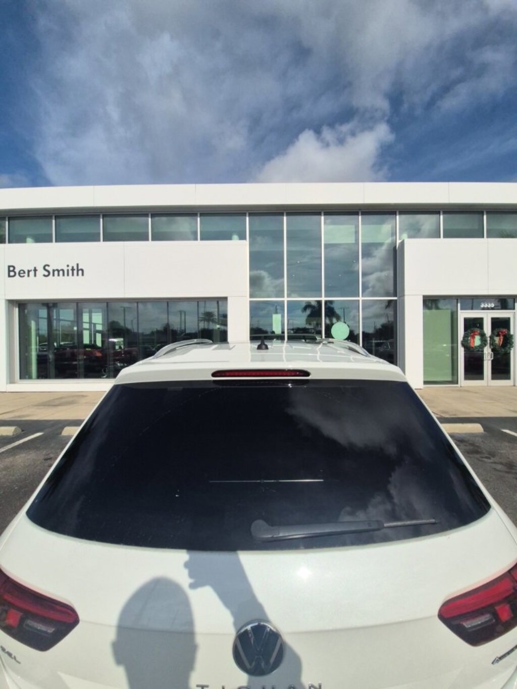 Used 2022 Volkswagen Tiguan SEL R-Line SUV