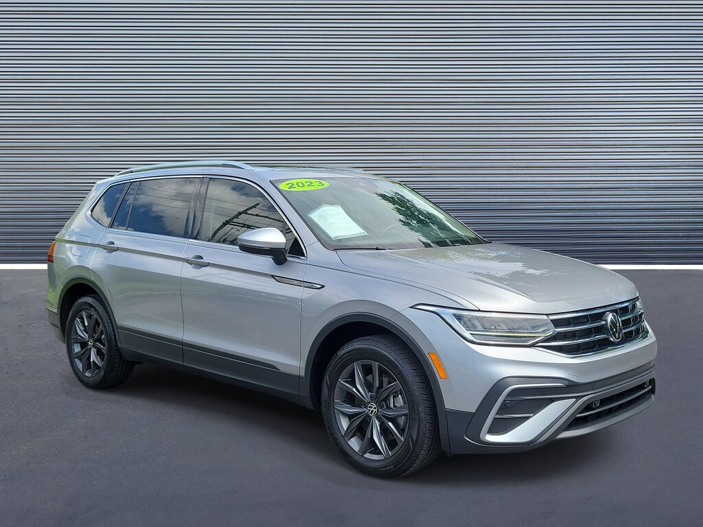 Used 2023 Volkswagen Tiguan SE SUV