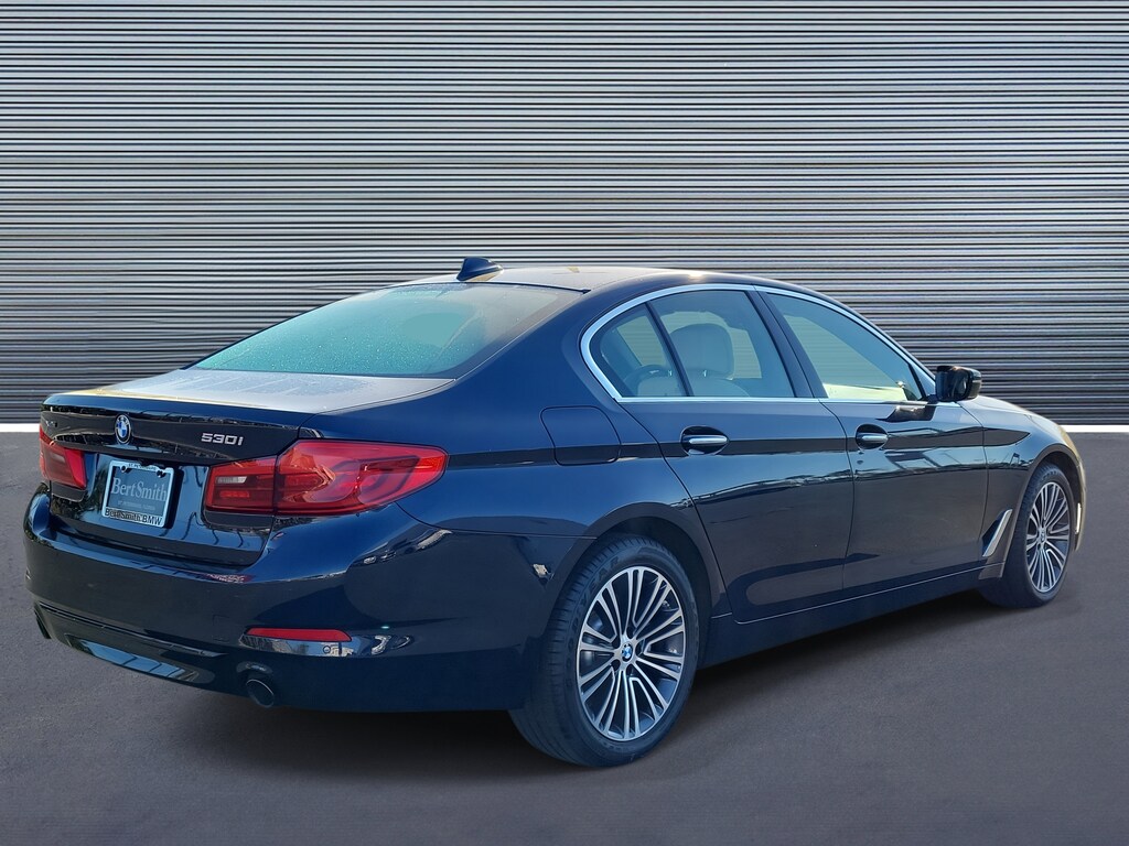 Used 2018 BMW 5 Series 530i xDrive Sedan