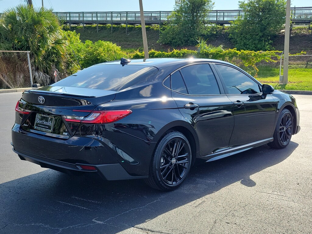 Used 2025 Toyota Camry SE Sedan