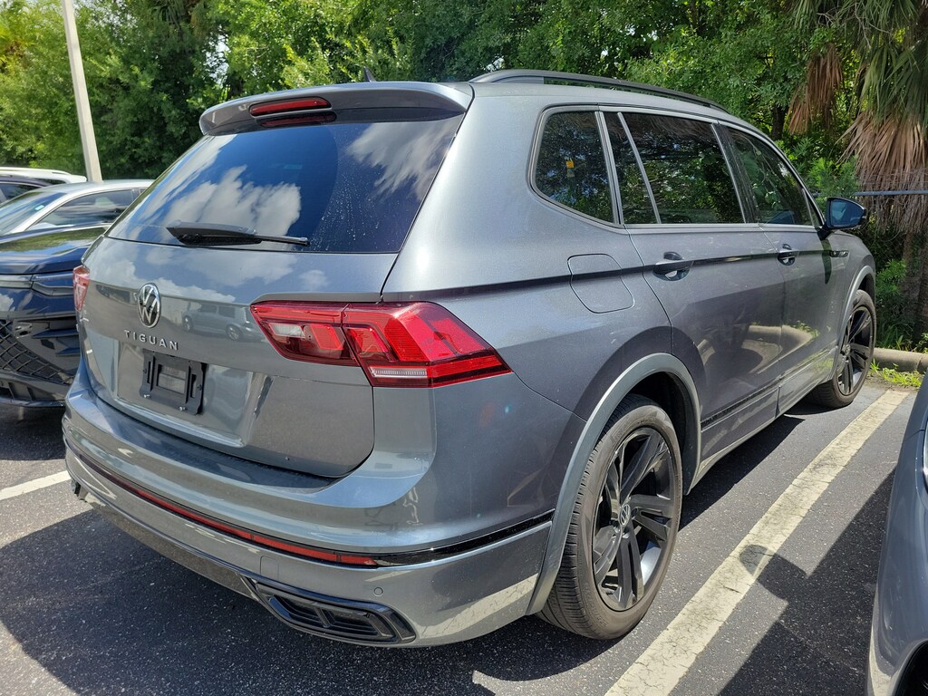 Used 2023 Volkswagen Tiguan SE R-Line Black SUV