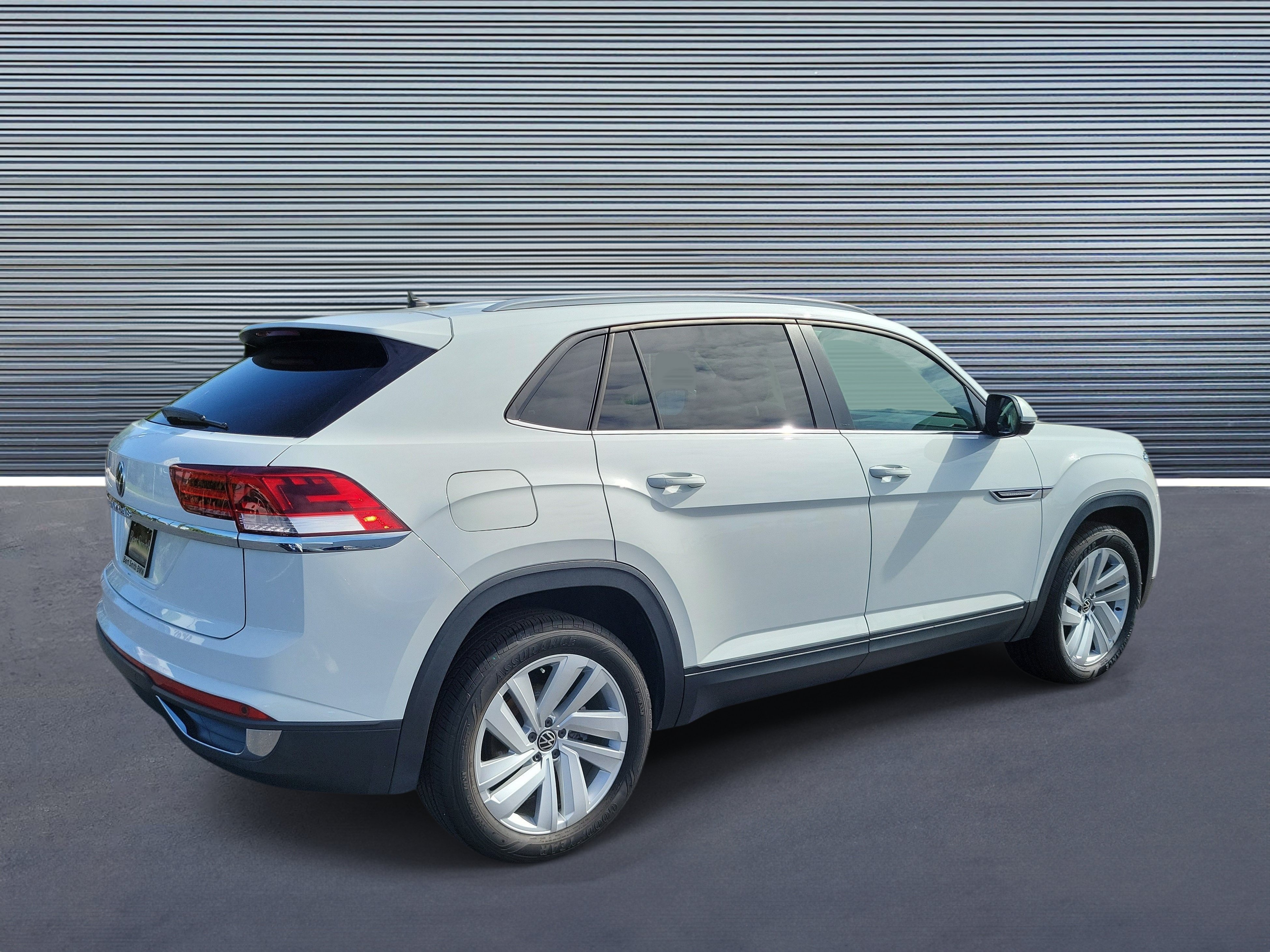 Used 2022 Volkswagen Atlas Cross Sport 2.0T SE w/Technology SUV