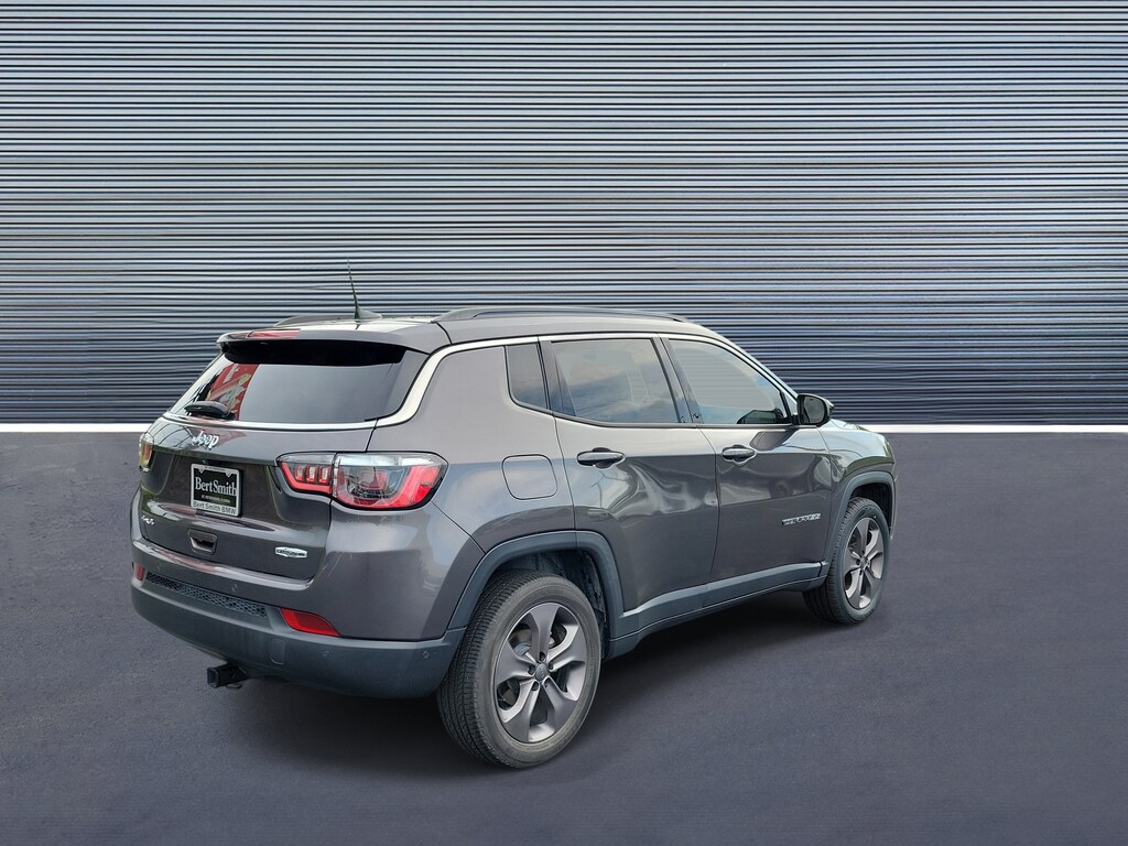 Used 2022 Jeep Compass Latitude Lux SUV