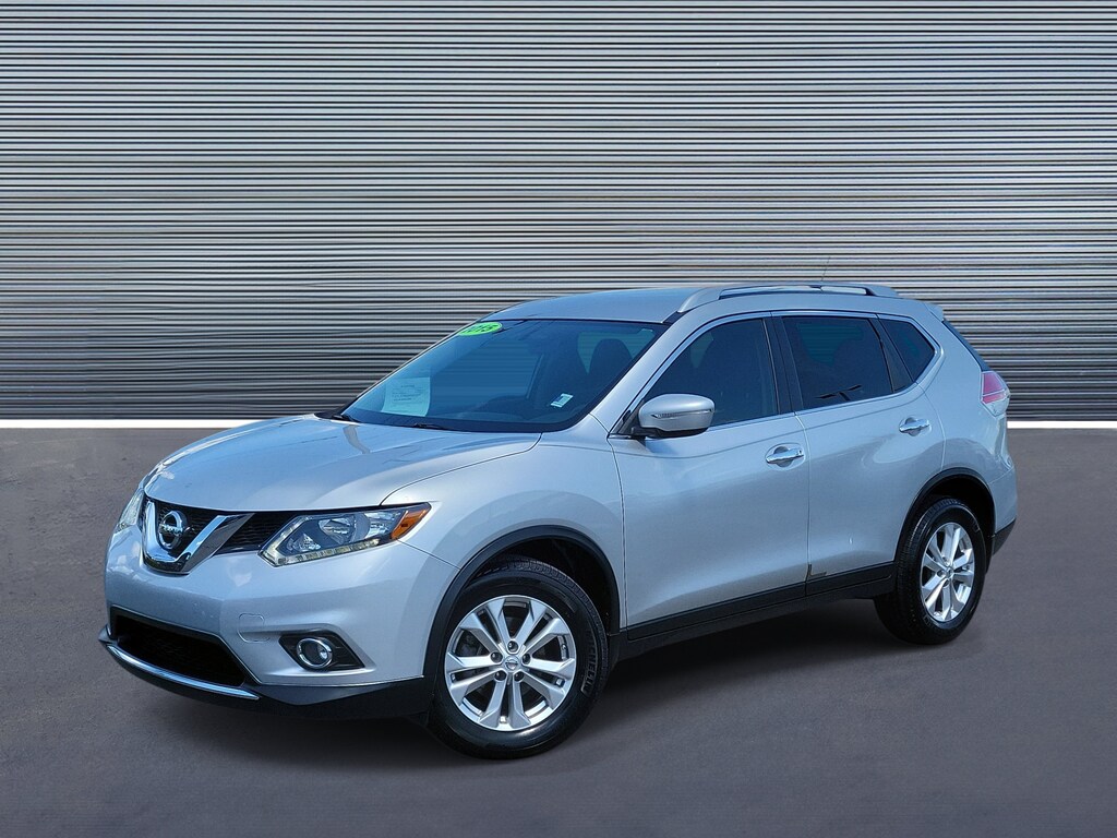 Used 2015 Nissan Rogue SV SUV