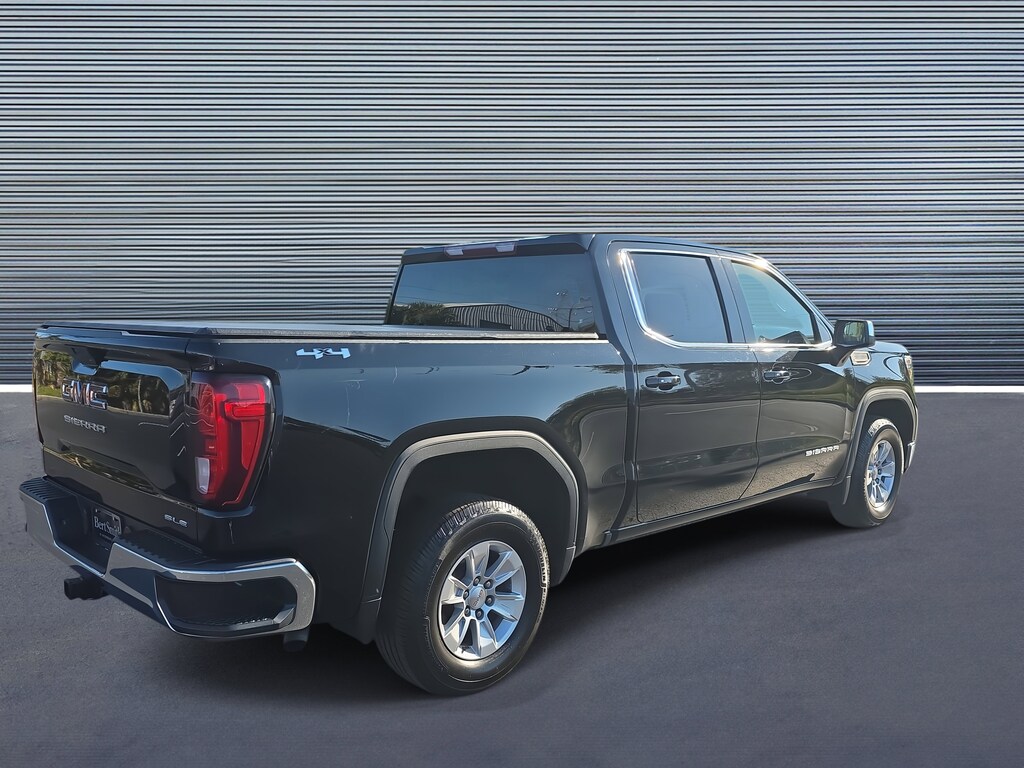 Used 2020 GMC Sierra 1500 SLE Truck Crew Cab