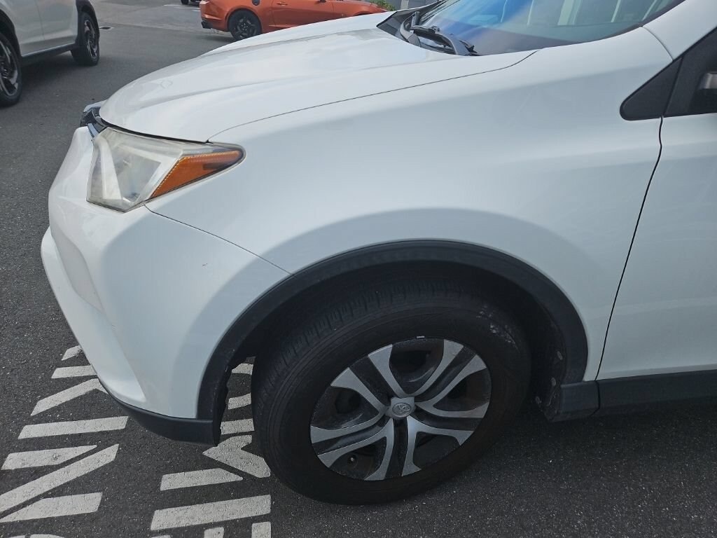 Used 2018 Toyota RAV4 LE SUV
