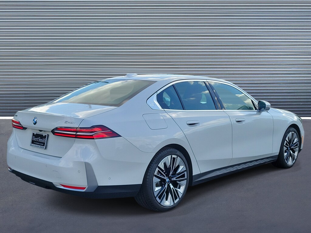 Used 2026 BMW 5 Series 540i xDrive Sedan