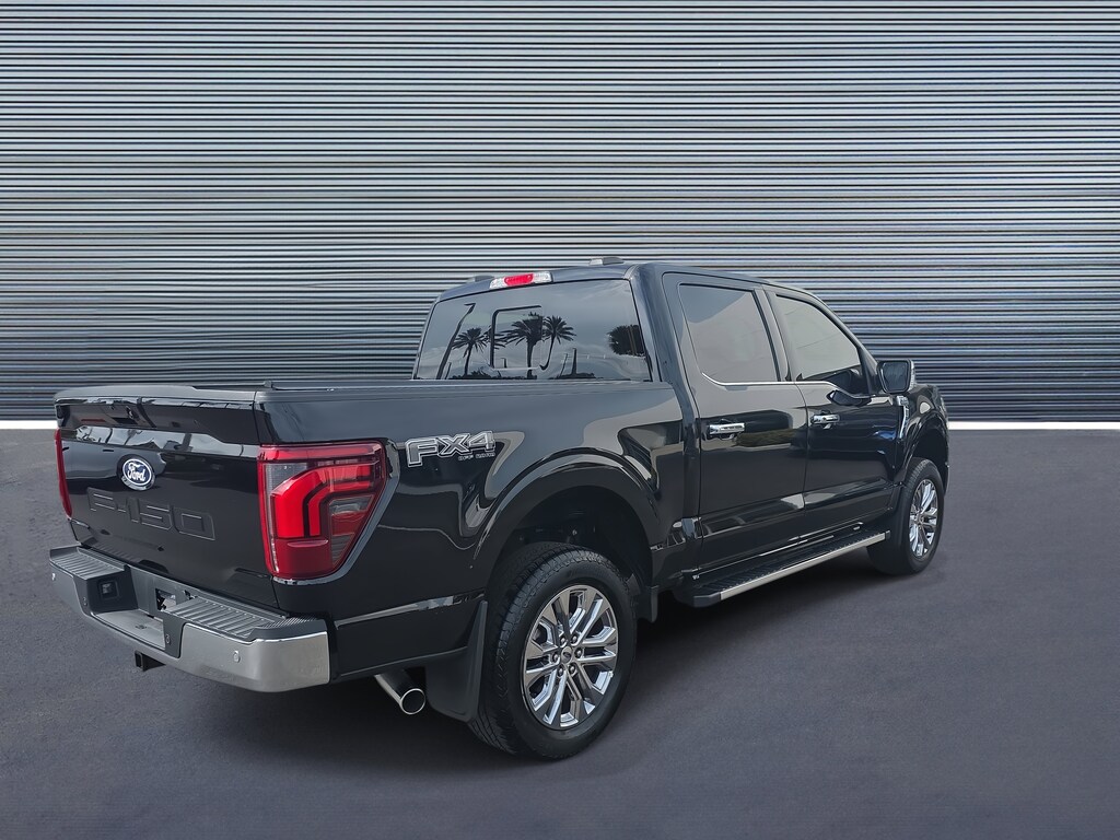 Used 2025 Ford F-150 LARIAT Truck SuperCrew Cab