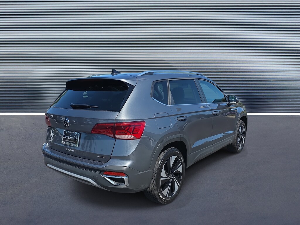 Used 2024 Volkswagen Taos SE SUV