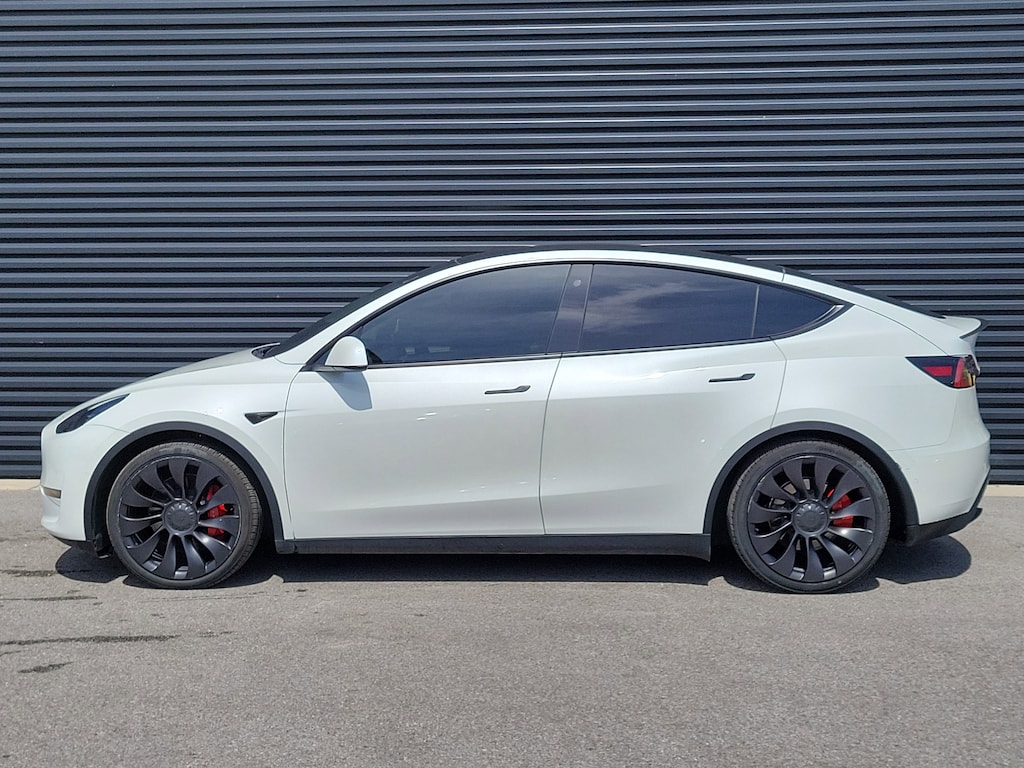 Used 2022 Tesla Model Y Performance SUV
