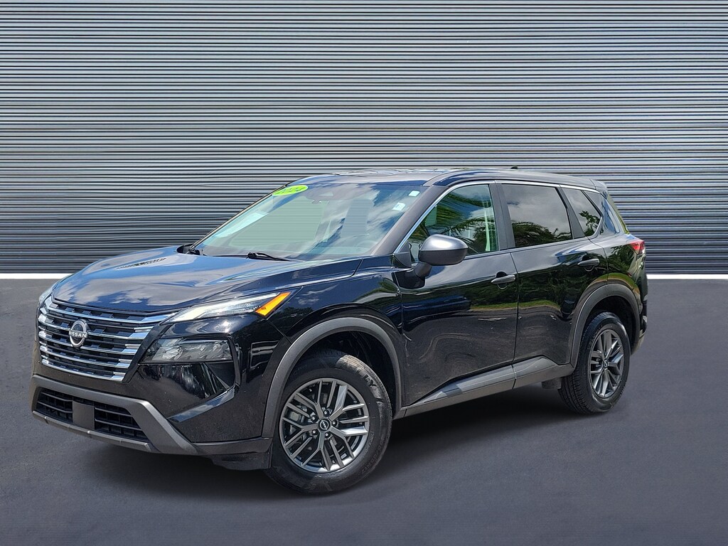 Used 2024 Nissan Rogue S SUV