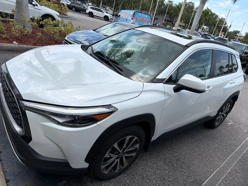 Used 2024 Toyota Corolla Cross XLE SUV