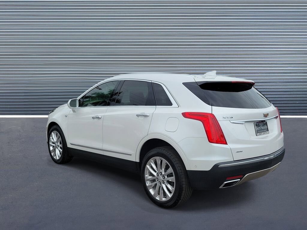 Used 2017 CADILLAC XT5 Platinum AWD SUV