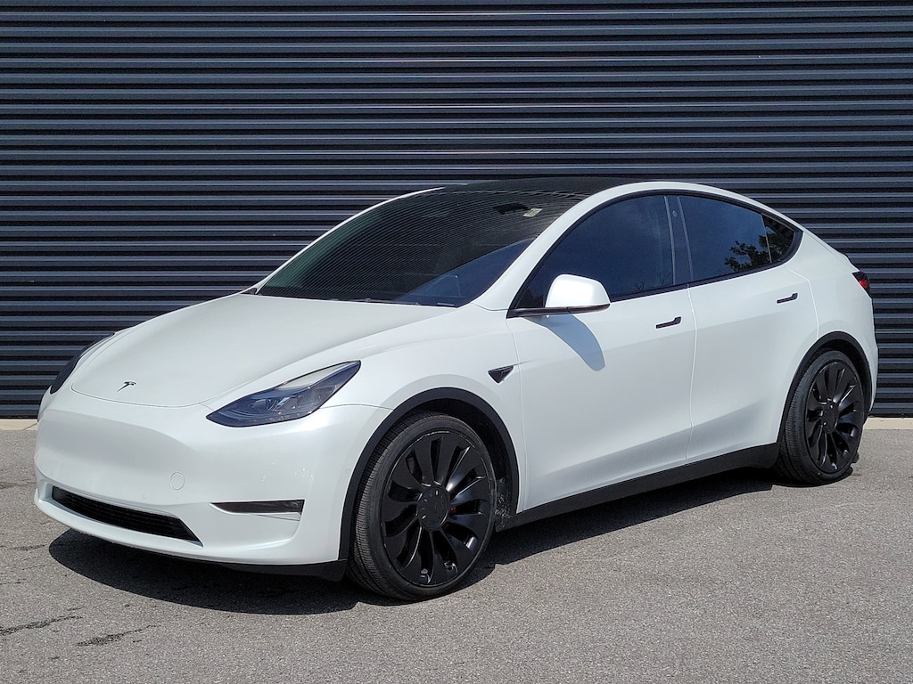 Used 2022 Tesla Model Y Performance SUV
