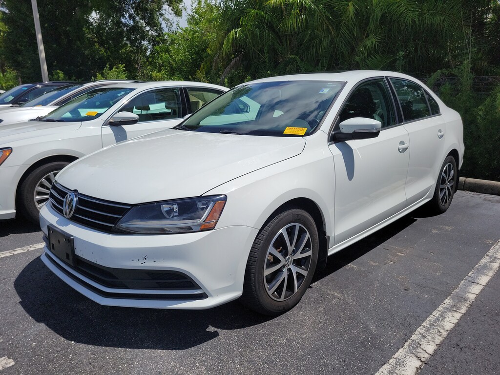 Used 2017 Volkswagen Jetta 1.4T SE Sedan