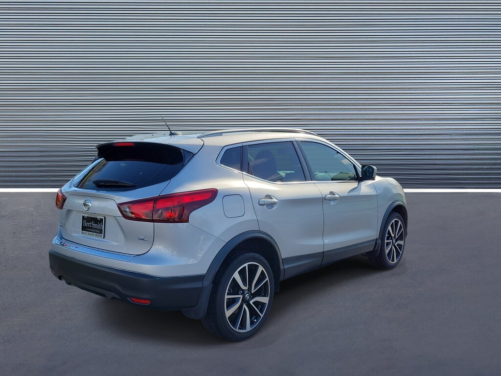 Used 2017 Nissan Rogue Sport SL SUV