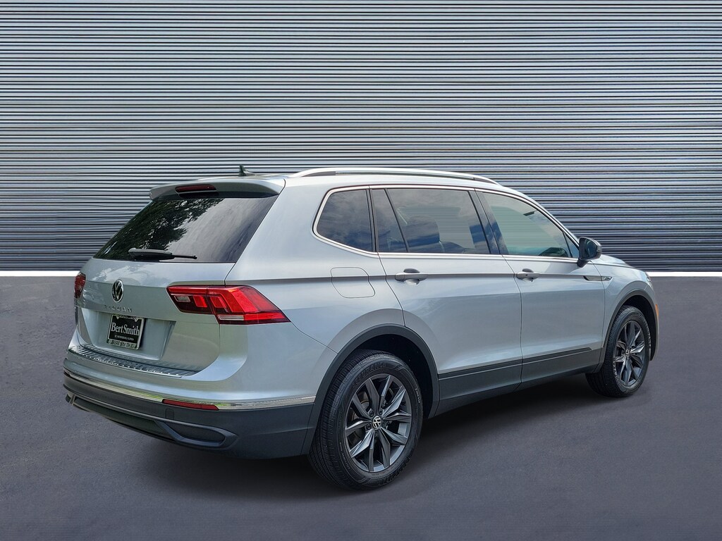 Used 2023 Volkswagen Tiguan SE SUV