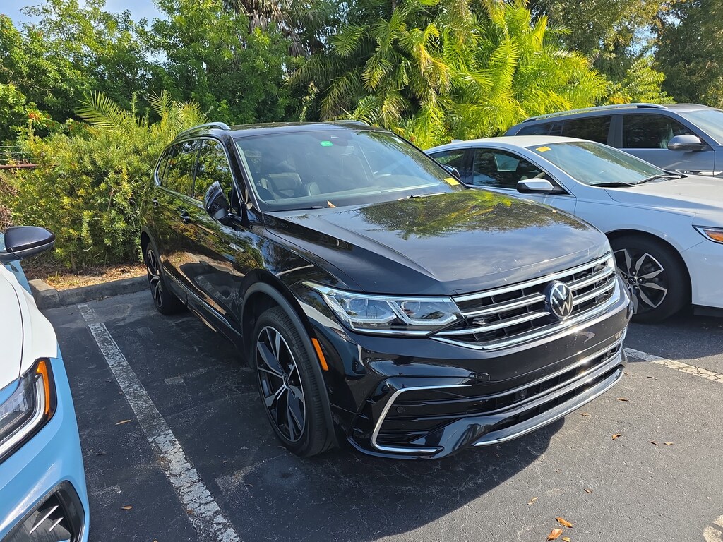 Used 2022 Volkswagen Tiguan SEL R-Line SUV