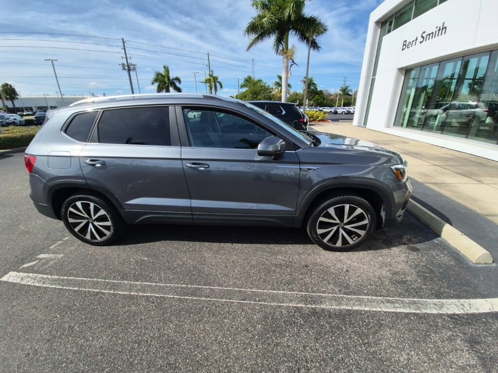 Used 2022 Volkswagen Taos SE SUV