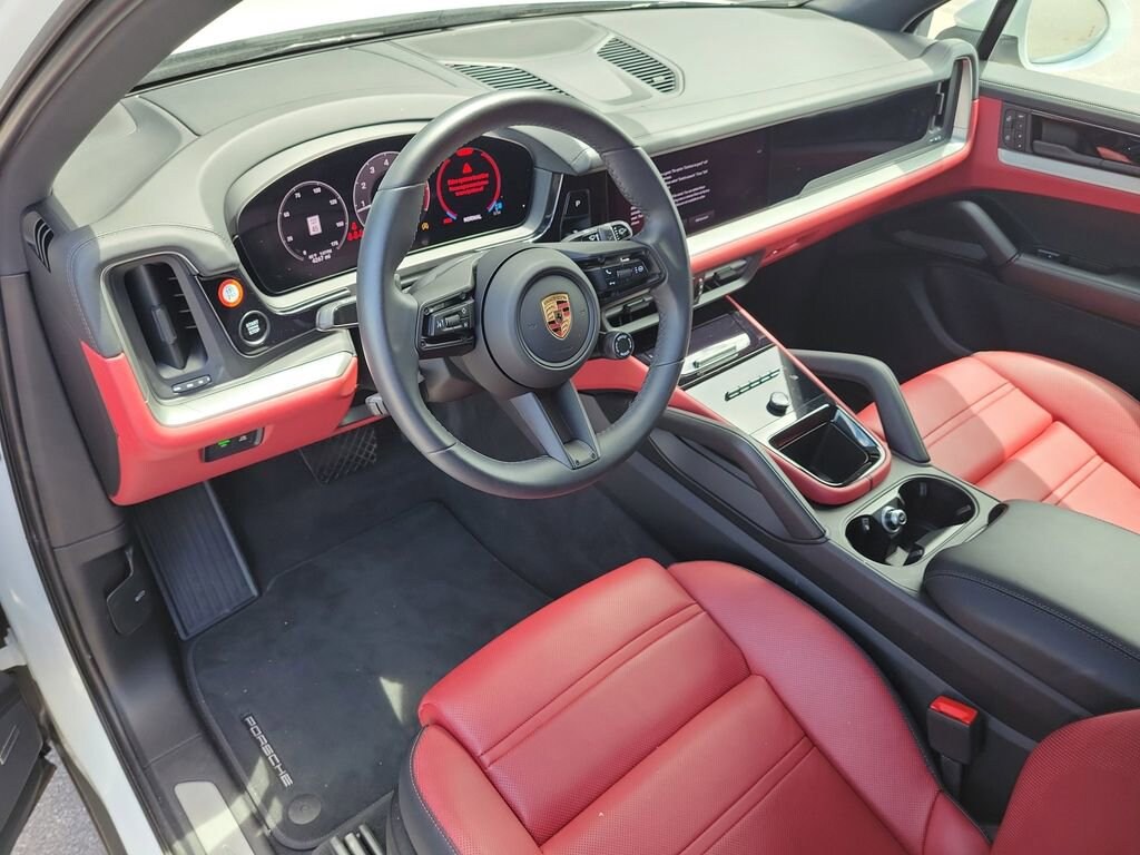 Certified 2025 Porsche Cayenne SUV