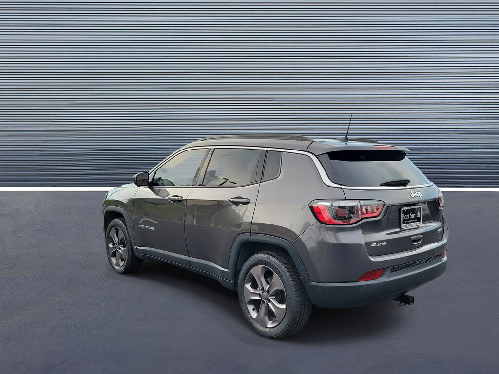 Used 2022 Jeep Compass Latitude Lux SUV