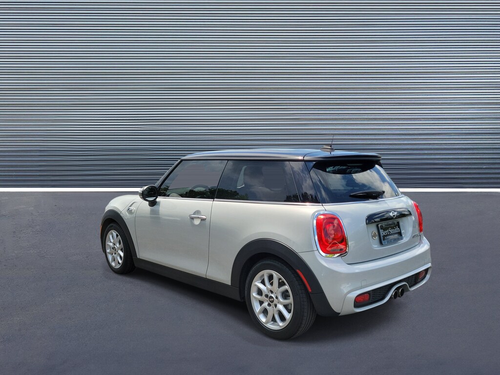 Used 2016 MINI Cooper Hardtop S Hatchback