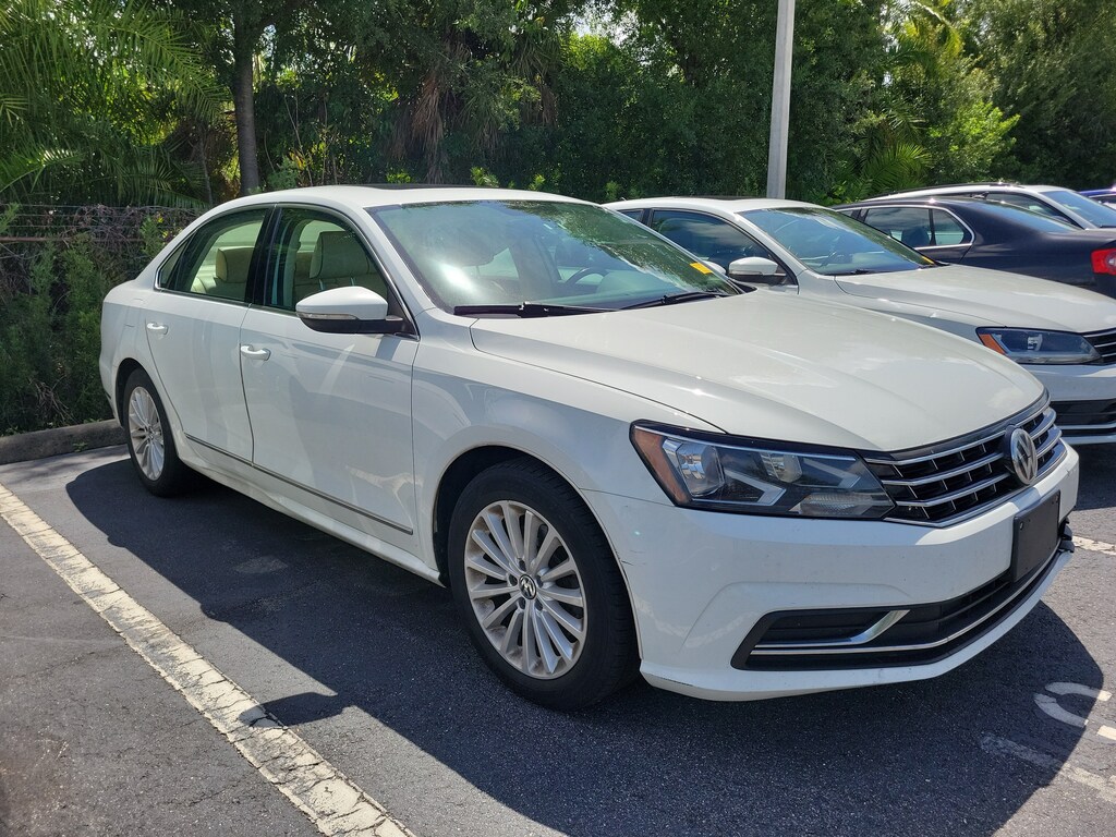 Used 2017 Volkswagen Passat 1.8T SE Sedan