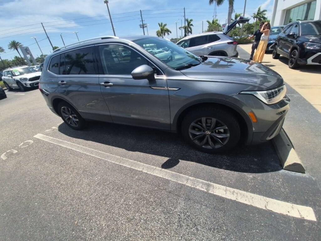 Used 2023 Volkswagen Tiguan SE SUV