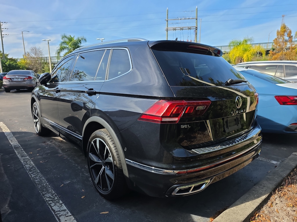 Used 2022 Volkswagen Tiguan SEL R-Line SUV