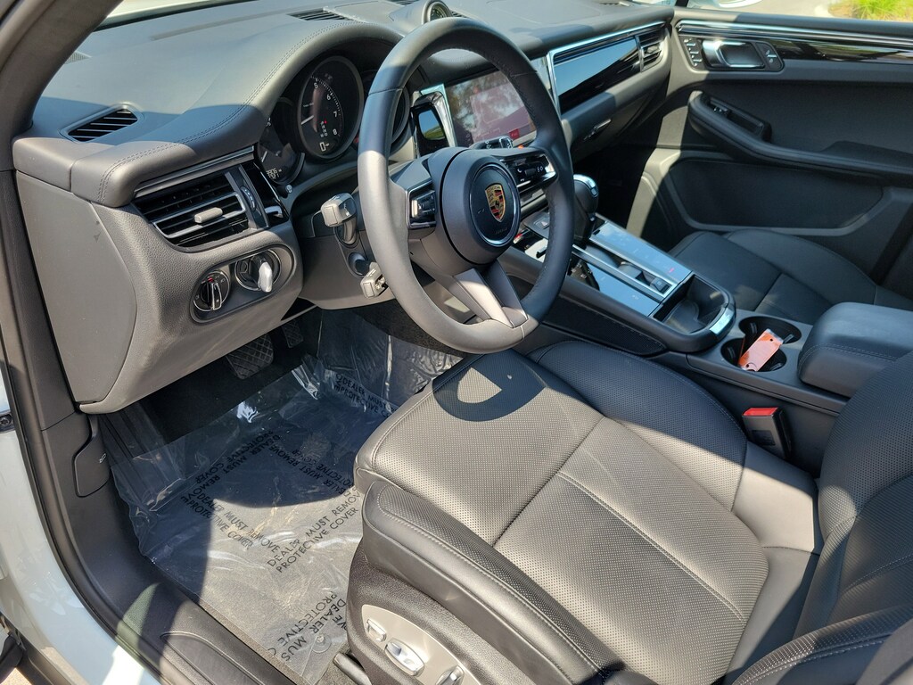 Certified 2025 Porsche Macan SUV