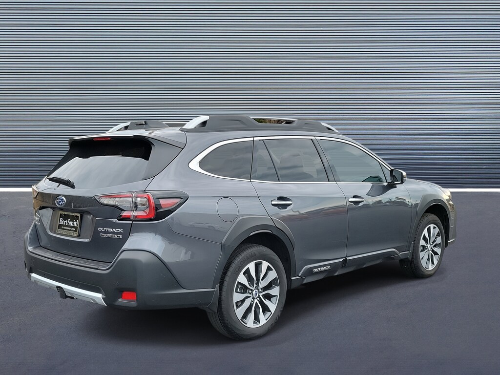 Used 2025 Subaru Outback Touring XT SUV