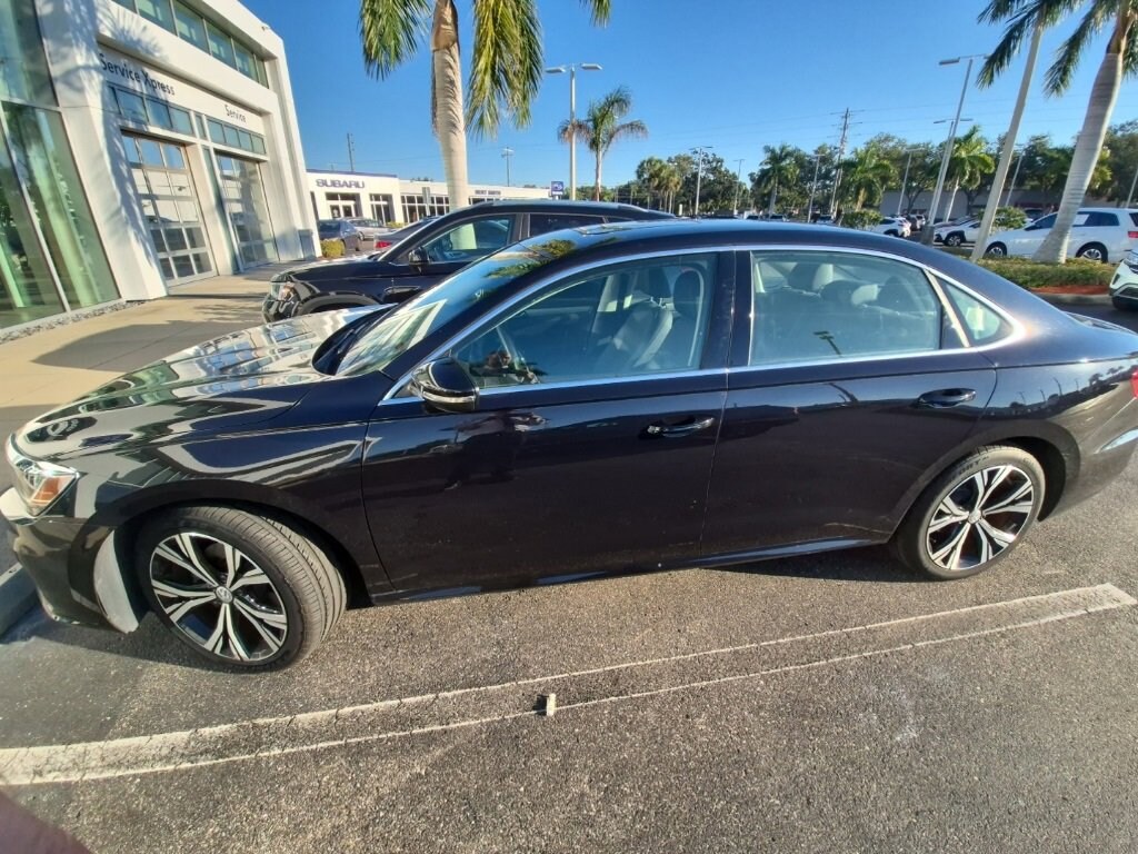 Certified 2021 Volkswagen Passat 2.0T SE Sedan