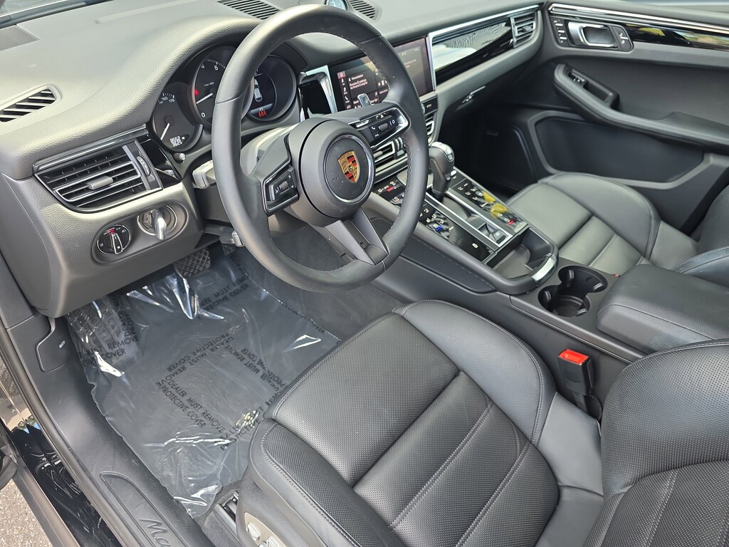 Certified 2025 Porsche Macan SUV