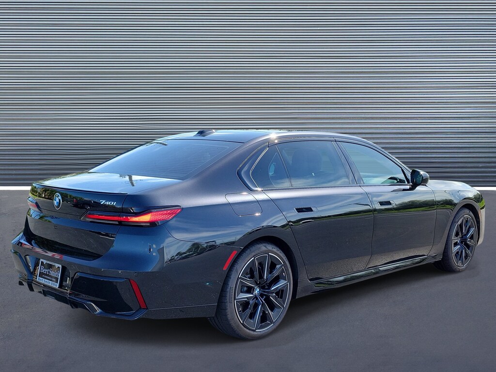 Used 2023 BMW 7 Series 740i Sedan