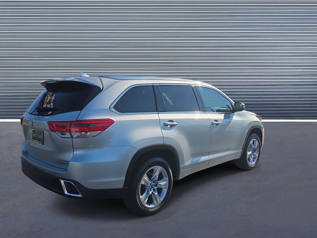 Used 2019 Toyota Highlander Limited Platinum SUV