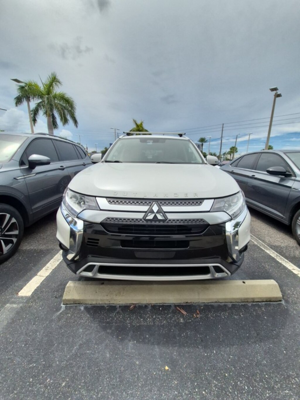 Used 2020 Mitsubishi Outlander SEL CUV