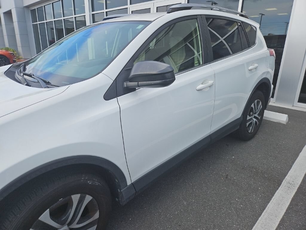 Used 2018 Toyota RAV4 LE SUV