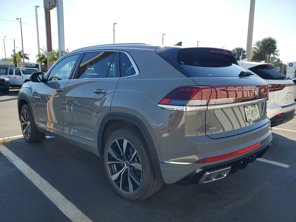 Used 2025 Volkswagen Atlas Cross Sport 2.0T SEL Premium R-Line SUV