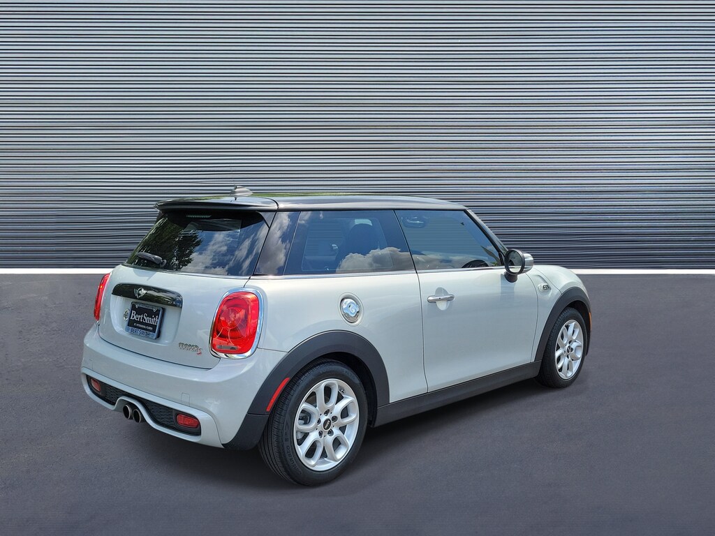 Used 2016 MINI Cooper Hardtop S Hatchback